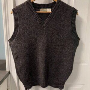 Vintage L.L. Bean V-Neck Wool Nylon Blend Sweater Vest Size Medium